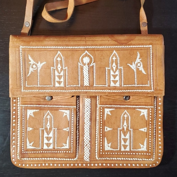 Handbags - Vintage handmade leather bag - Morocco